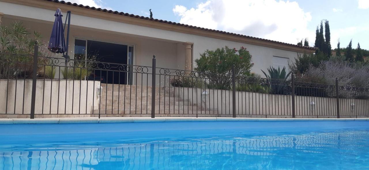 Villa Jasmin Regusse Bagian luar foto